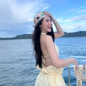 Narilya Gulmongkolpech Instagram - Summer content loading 🌺🧜🏻‍♀️🫧
#primemeridianyachtclub #primemeridian #primetime #yachtlife #luxuryyachtexperience #pattaya #chonburi
