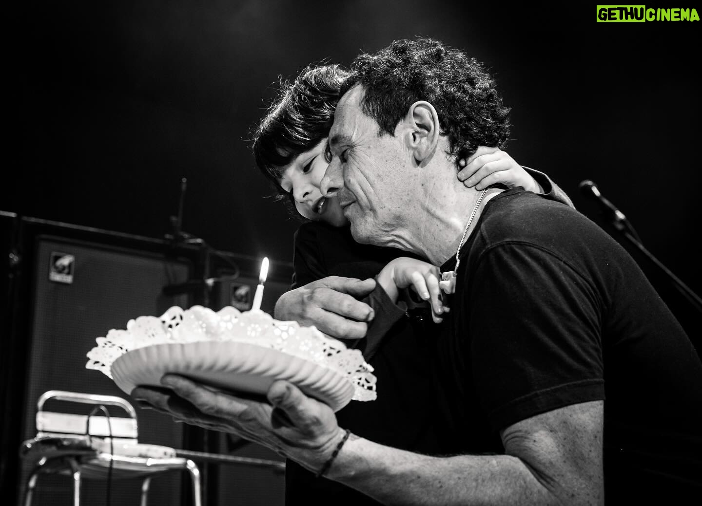 Natalia Oreiro - 89.9K Likes -
Feliz todo @ricardomolloposta
Te amamos 🤍🤍🤍
📷 @arnedonacho