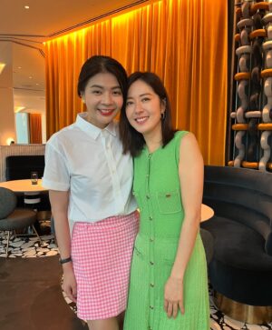 Natalie Tong Instagram - 以前我們常常去馬來西亞宣傳
每次都會去她的節目
沒想到
最後變成我在馬來西亞的朋友
這位小女孩
年紀小小
但擁有大大的理念
加油吧 
努力實現自己的夢想
@emelypoon 

也非常開心可以在訪問中
做我喜歡的事情
謝謝 @oldmanteh99 
來自馬來西亞的老師
他的牛角包真是令人一試難忘
🥐🥐🥐🥐🥐

還有 @boulangerie_alice 
因麵包而結緣
謝謝你每次的協助
從英國到香港
🤭🤭🤭

今晚記得睇啦

#NT