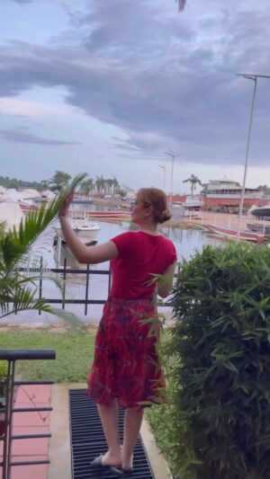 Nazanin Amiri Instagram - My room at Speke resort hotel in Uganda(Victoria lake view)

#lake#uganda