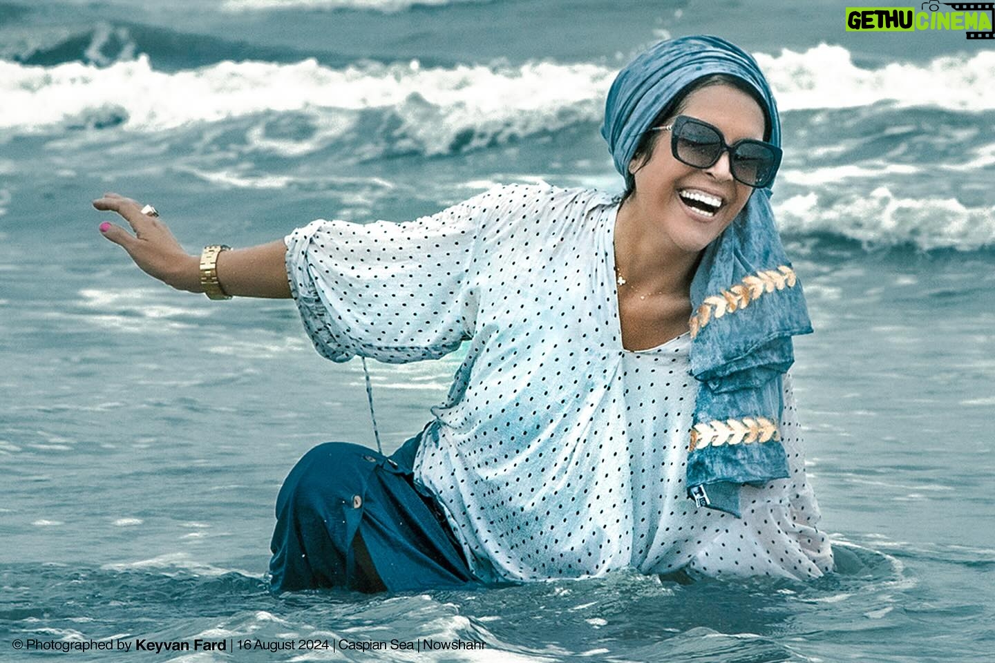 Nazanin Farahani - 9.4K Likes - دریا و نشئگی بی نهایتش
The sea and its infinite euphoria
عکس : @keyvanfard
Let the waves carry you where the light can not
#نازنین_فراهانی #کیوان_فرد #عکاسی #عکس
#دریا