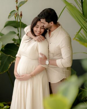 Neha Gowda Instagram - Chandu is a true gem, radiating positivity and kindness wherever he goes! I’m not biased just because he’s my husband - he’s genuinely a remarkable person, the epitome of Mr. Perfect! Thank you for being your amazing self, Chandu!
@chandangowda18 
I love you 🥰 

📸. @candids_by_umesh 

“Thanks, Umesh, for freezing these  moments in time! We don’t need to pose or pretend - you skillfully captured our genuine selves, and that’s the true beauty of your photography!

Location - @topicbengaluru