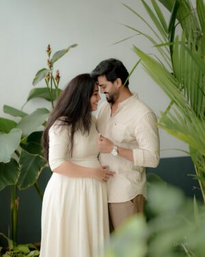 Neha Gowda Instagram - Chandu is a true gem, radiating positivity and kindness wherever he goes! I’m not biased just because he’s my husband - he’s genuinely a remarkable person, the epitome of Mr. Perfect! Thank you for being your amazing self, Chandu!
@chandangowda18 
I love you 🥰 

📸. @candids_by_umesh 

“Thanks, Umesh, for freezing these  moments in time! We don’t need to pose or pretend - you skillfully captured our genuine selves, and that’s the true beauty of your photography!

Location - @topicbengaluru