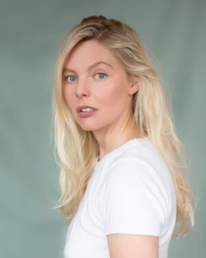 Nell Hudson Instagram - FUN FACT: @orijonesphotography took my first headshots all the years ago! (Swipe for the O.G shot of baby me) She is a talented and wonderful photographer and human being - with a gift for both putting me at ease and knowing exactly what to say to make me not pull weird expressions. My dear friend was so nice to be back in front of your lens 📸