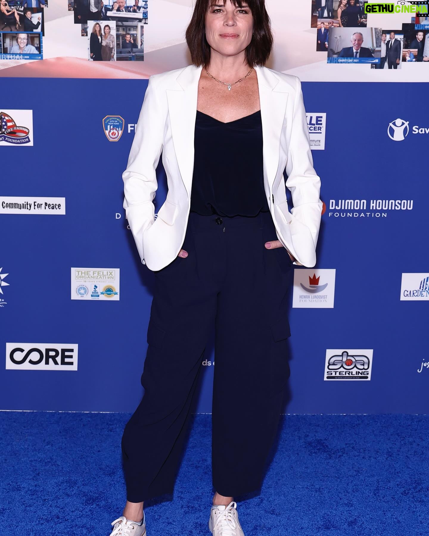 Neve Campbell - 15.8K Likes - Honored that my sister-in-law @nevecampbell along with friends @billymagnussen & @ChristineEvangelista, showed up to support the @cfrelieffund #CFCHARITYDAY. Their dedication to this important cause means so much to all of us. Thank you for your incredible support on behalf of #BonfireWorksFoundation.Org @beaconbonfire 💙 #CANTORFITZGERALDRELIEFFUND @uscanuk Huge thank you to @edie.lutnick and Matthew Gilbert for including us on such a profound day.