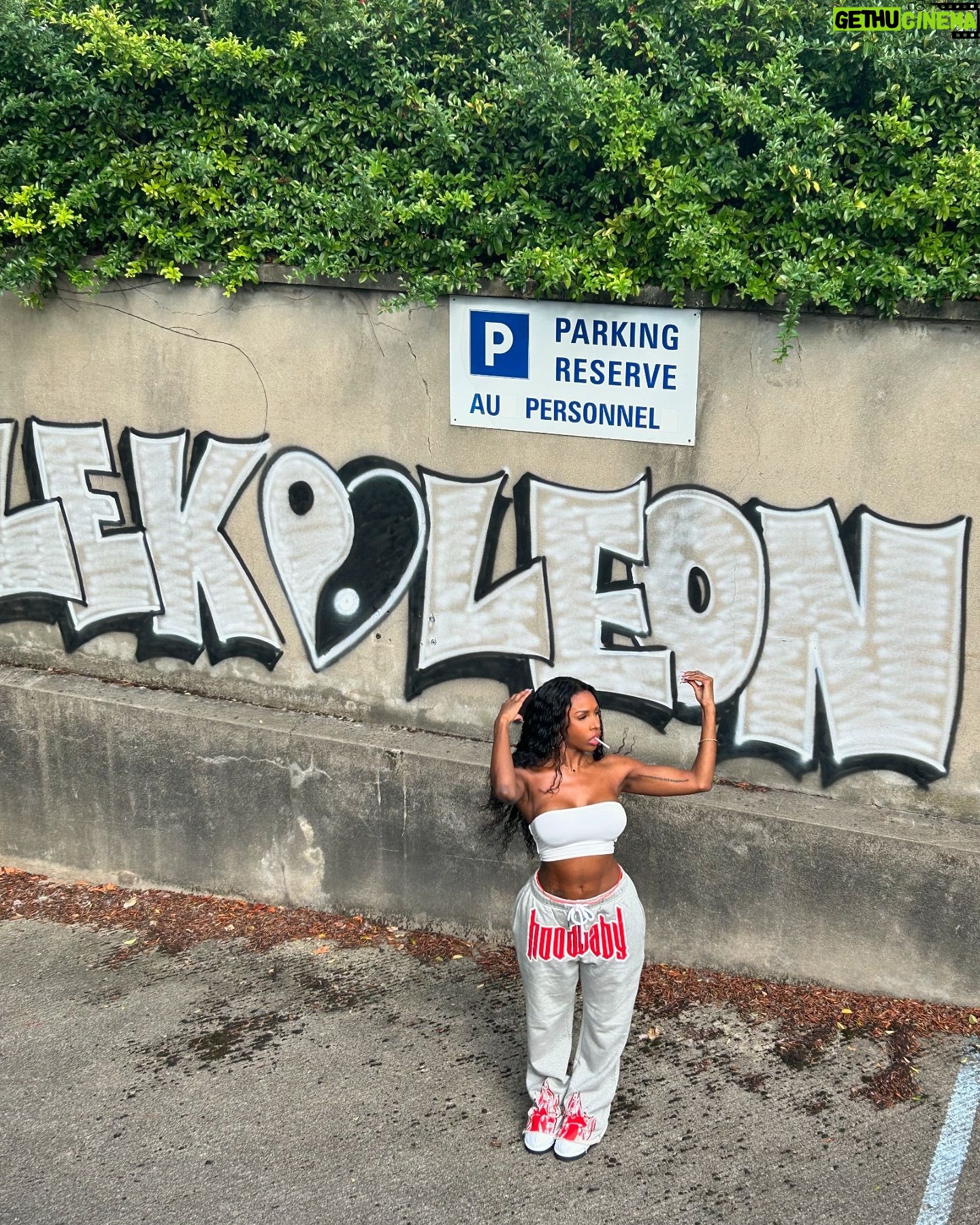Neverly Paris - 21.2K Likes - @hoodbaby.fr š£