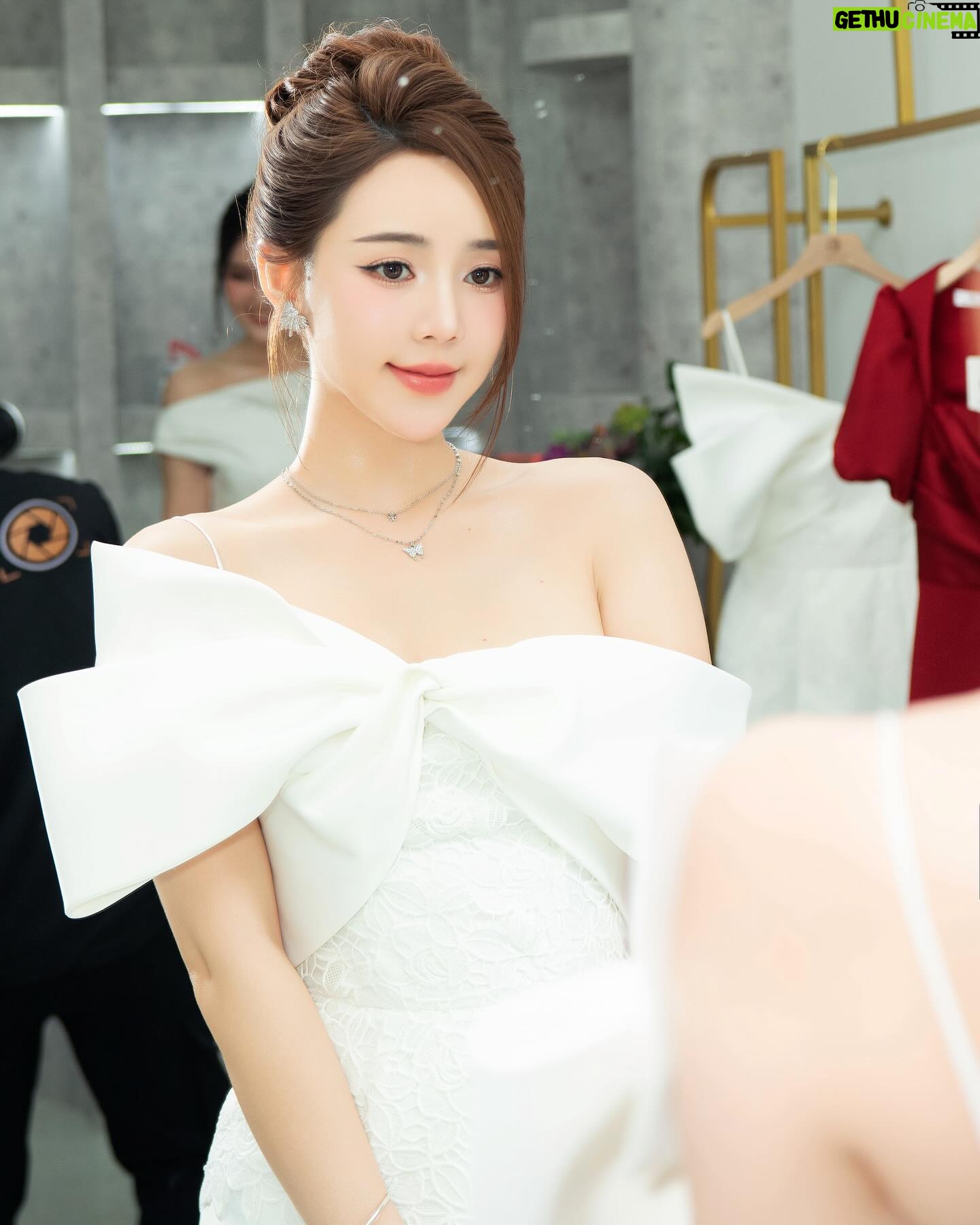 Nguyễn Quỳnh - 4.1K Likes - 🦋