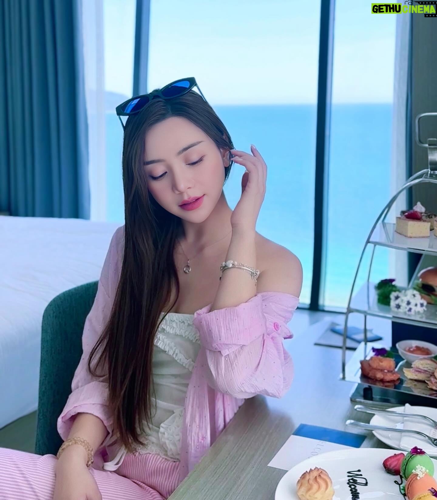 Nguyễn Quỳnh - 4.6K Likes - 🦋
