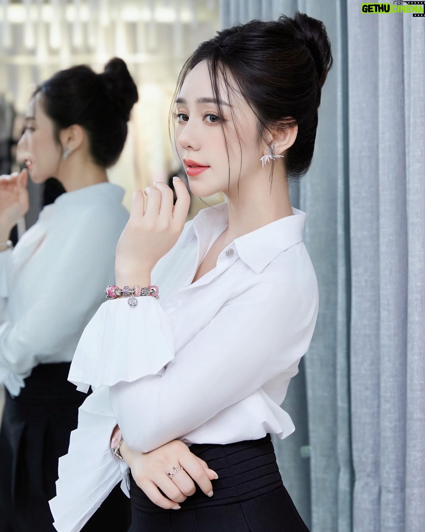 Nguyễn Quỳnh - 4K Likes - 🦋