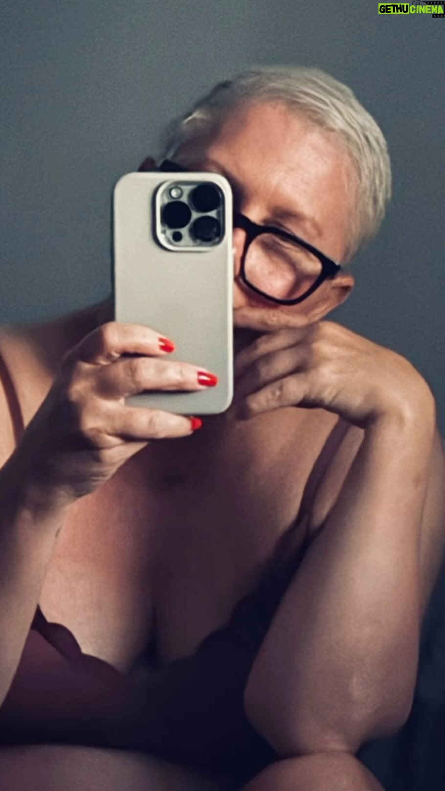 Nicole Eggert - 4.7K Likes - This is the last pic of me and my girls.
Happy to report this surgery went well 🦋 It isn’t for the moment you are stuck that you need courage, but for the long uphill climb back to sanity and faith and security - Anne Morrow Lindberg
#breastcancer #breastcancerawareness #feelyourselfup