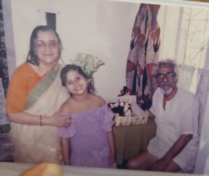 Nikhita Gandhi Instagram - Happy teachers day to all my teachers and gurus! Thank you for your love and guidance and making me who I am today! 

Missing my music teacher Swapna aunty in this carousel..🎵🎶

#happyteachersday