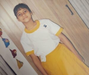 Nikhita Gandhi Instagram - Happy teachers day to all my teachers and gurus! Thank you for your love and guidance and making me who I am today! 

Missing my music teacher Swapna aunty in this carousel..🎵🎶

#happyteachersday