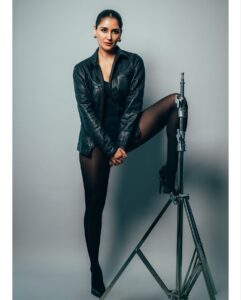 Actress Nikita Dutta HD Instagram Photos and Wallpapers August 2024