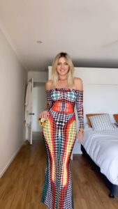 Actress Nikki Osborne HD Photos and Wallpapers January 2025