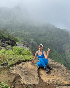 Nimrat Kaur Instagram - Monsoons main ghats pe trek nahin kiya toh kya kiyaaa??!!! 🦋⛰️🍄🌳🪻🌦️🐶🦀 

I’m no expert, I trek because it’s a long time love-affair but reading about some recent trekking tragedies made me want to share some mini pointers. 
🦭 Please ensure you ALWAYS sit down for pictures if you’re in flowing water or high up somewhere too close to a cliff. 
🐾 Super basic but MOST important to take your next step once the previous one is steady. 
🪨 Selfies and videos ONLY when you’re standing/walking on dry rocks/even forest floor. Even with the best of trekking shoes and gear, there’s lots of loose mud and super slippery rocks so PLEASE don’t be in a rush. 
🍄 Try to wear BRIGHT colours, or carry some colourful element, makes it easier for rescuers if you don’t camouflage with the forest incase God forbid there’s a fall and you’re injured. Going deep into nature comes with equal amounts of thrill and responsibility…🫶🏼

Baaki ab ghats par garmi bauhaut badh rahee hai, kaafee photos main smiling outside dying inside waala scene tha…😵‍💫🥵 
So jaldi plan banaao, Sahyadri ki khulee hawaa khao!! 

#monsoontrek #wildheart #nocitygirl #naturelover #BharatKiNimrat
