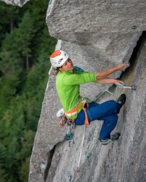 Nina Caprez Instagram - Suuuuper excited to go back to Squamish for the @arcteryxacademy ! I hope to move as much as possible on this fine granit, to have fun by teaching my clinics (women’s intro Trad/ motherhood and climbing), and to present our movie “andrea” on Saturday night.

Canada, see you in a bit! 👍

@arcteryx #arcteryxacademy