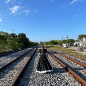 Niña Pastori Instagram - Ya va quedando menos para cerrar la #Caminogira2024 , un disco muy especial para mí🥰Quiero celebrarlo con compañeros que admiro y con gente de mi gusto 💜

Os espero para celebrar en:
- Córdoba 06/09
- Sevilla 07/09 SOLD OUT
- Madrid 22/09
- Barcelona 28/09 

👗 @ismaeldominguezcostura 

Últimas entradas 💜
https://www.ninapastori.es