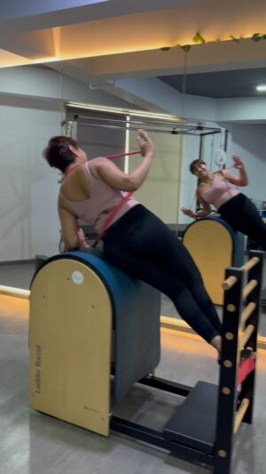 Ning Baizura Instagram - Facts -TO KNOW ME-  Journey to a Fabulous Me is what I crave for. Day 1 went well with @elainepilates at  @a.o.love.pilates Apparently I am back with a vengeance says E my instructor. My muscle memory for training all these years have always been in sync with my mind body & soul. I always love Reformer Pilates  it keeps me grounded, strong, 💪🏽 , powerful , mindful, very disciplined! U can hv all the good energy too when u can talk to yr body & understand its growth & flexibility. I am loving my body every day. Channelling my Body balance is what I wanna achieve everytime I sculpt it!  Nothing’s gonna hurt me if I am mentally ready & physically sustainable. So  since my skin is great I top up on my strength & mobility stamina so my body will be ready to Rumble anytime….#slayqueen #fyp #ningatpilates #toknowme #blessed #hardwork #disciplina #alhamdulillah #onlygoodvibes #likefollowshare #unfollow&zipit