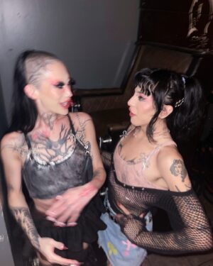 Niohuru X Instagram - Welcome to my brain 🩸🖤🦇