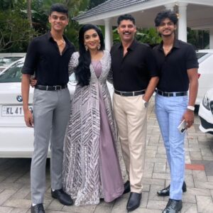 Nitha Promy Instagram - Family time....Ready for @abhishekbenny_03 Engagement

#pic #instapic #instagram #instagramers #instagood #familyfunction #picoftheday #photooftheday 
#instafeed