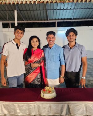 Nitha Promy Instagram - All about yesterday....
 22.08.24 ...
#pic #anniversary #cakecutting #instapic #instagram #promykuriakose #nithapromy #instagramers