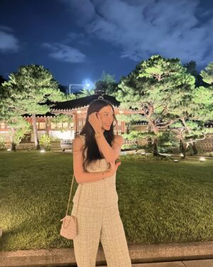 Nittha Jirayungyurn Instagram - Thank you @jaibyonesiam @koreafurnituremuseum @pinkchayapa @dse_je for a wonderful evening with lovely people 🥰💗 during Frieze week in Seoul

#JAIbyONESIAM
#KoreaFurnitureMuseum
#TheHyundai
#JourneyWithoutBorders