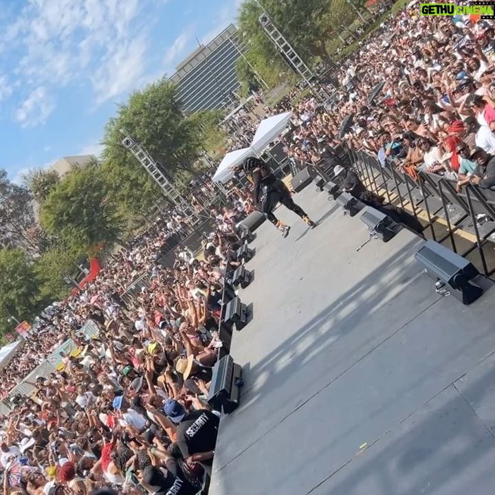 Nivea - 18.7K Likes - Had such a good time performing at the I❤️R&B Festival! Thank you for all of your love & support over 20 Years, it means more to me than you’ll ever know! 🫶🏽