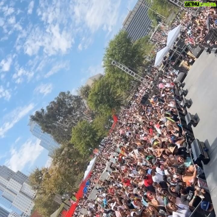 Nivea - 18.7K Likes - Had such a good time performing at the I❤️R&B Festival! Thank you for all of your love & support over 20 Years, it means more to me than you’ll ever know! 🫶🏽