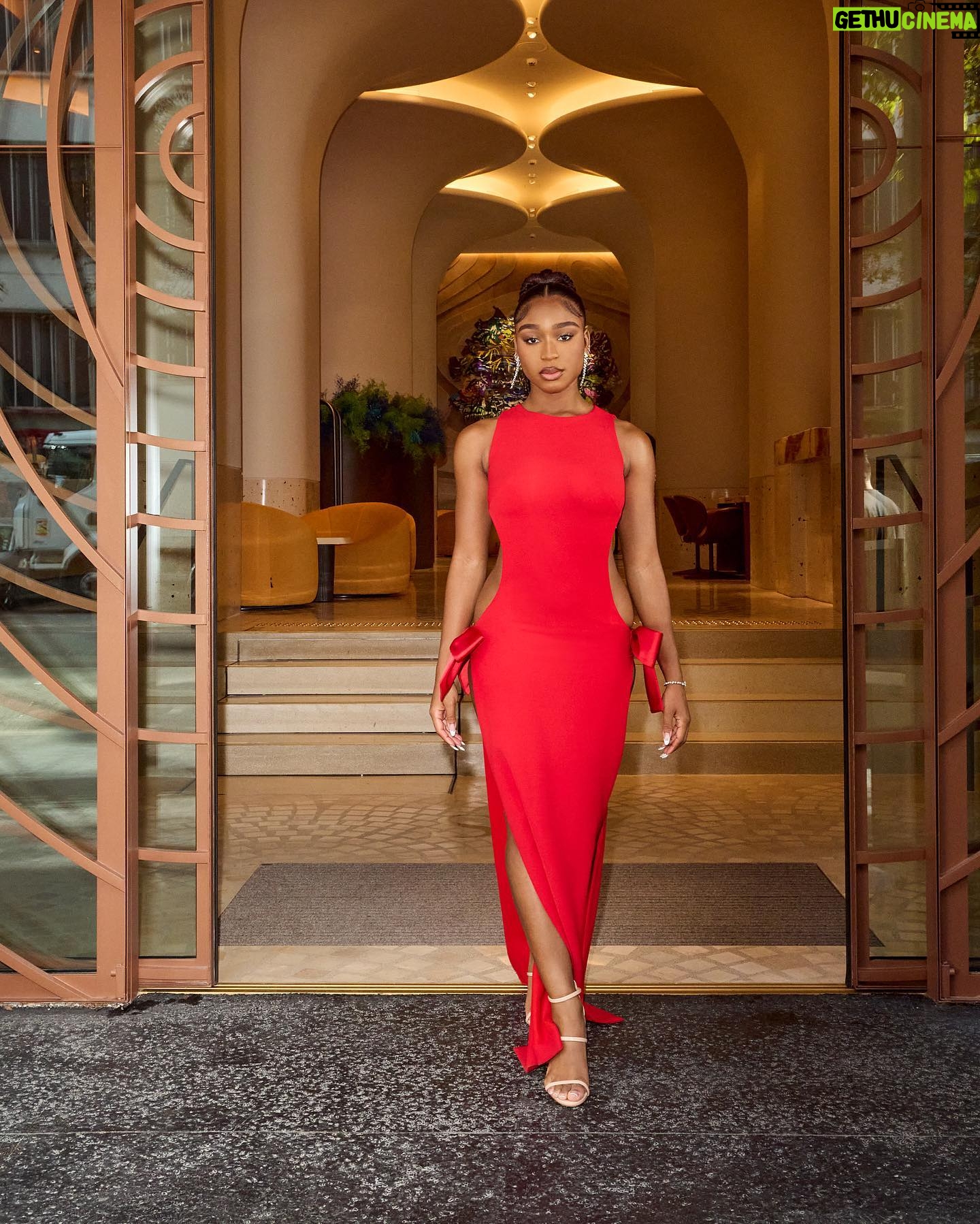 Normani - 383.2K Likes - je tāaime @monotofficial ā„ļø