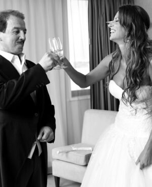 Núria Madruga Instagram - 14 anos 🤍👰‍♀️🤵‍♂️🤍 Parabéns a nós!!! @vaskini