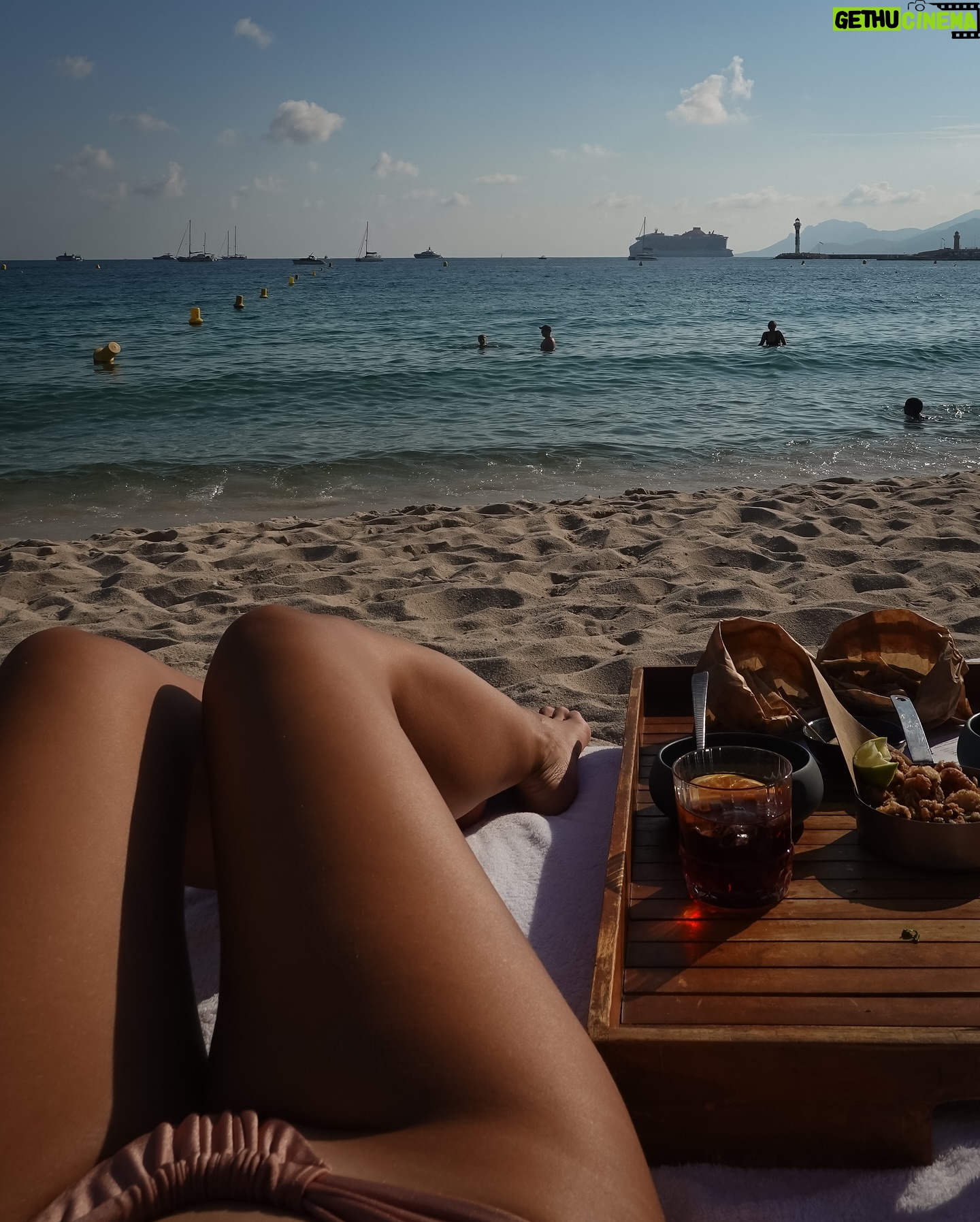 Olívia Ortiz - 9.8K Likes - What are clothes?
#cannes #canneslacroisette #cotedazur #france