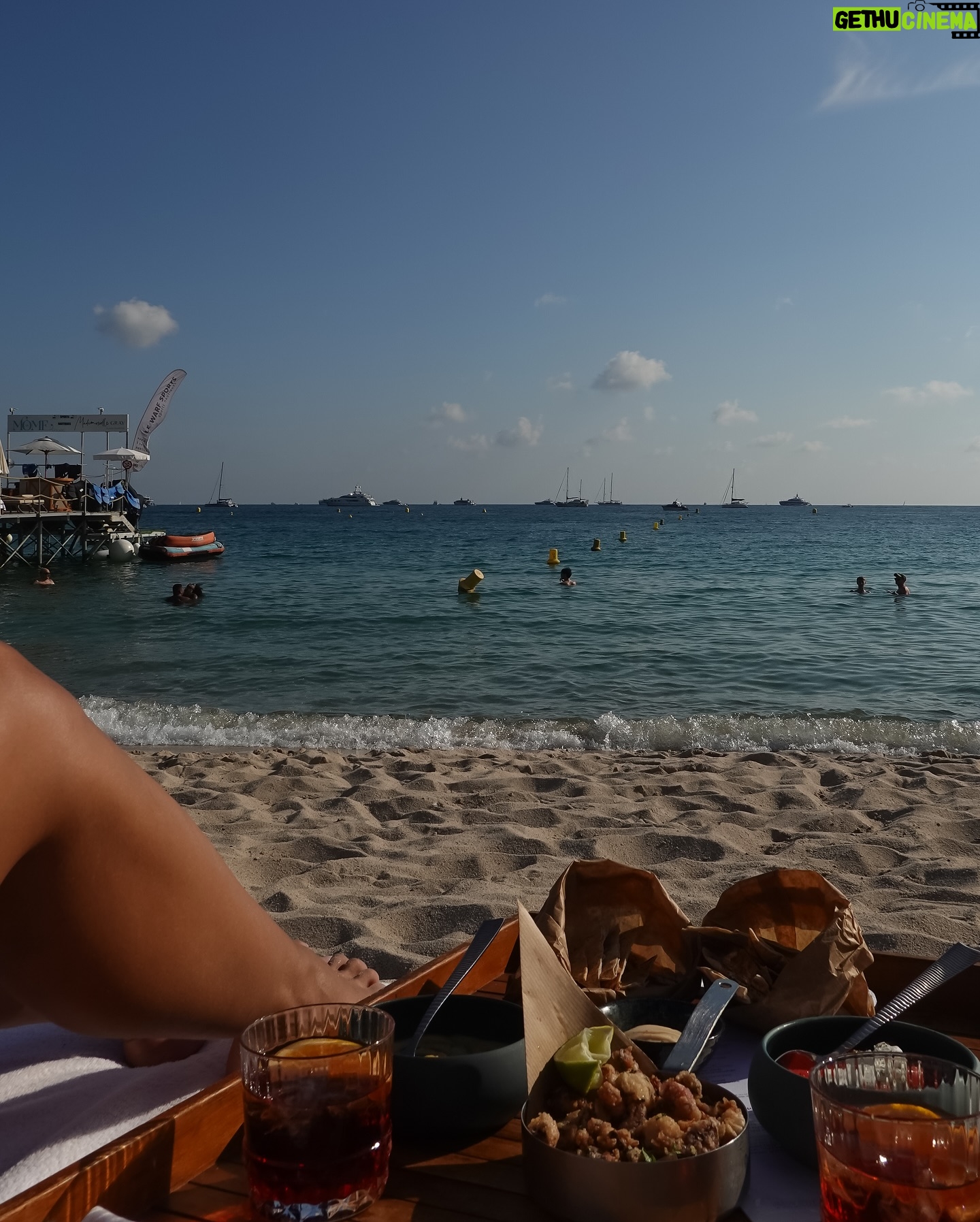 Olívia Ortiz - 9.8K Likes - What are clothes?
#cannes #canneslacroisette #cotedazur #france