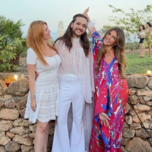Palina Rojinski Instagram - 🤍 let’s celebrate your love @riccardosimonetti 
Mercury just went direct on time for your wedding day ♥️💋