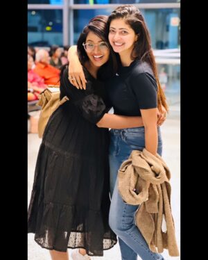 Pallavi Gowda Instagram - Sometimes the most UNEXPECTED FRIENDSHIPS are the best ones😉