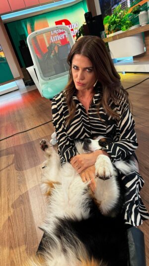 Pamela David Instagram - Alguien se dio cuenta del viaje que se viene. 

TINTO QUE LE HICISTE A MI VESTIDO DE PUCHETA!!!!!!!!!!!!!!!! 🤬🤬🤬🤬🤬🤬🤬🤬🤬🤬🤬🤬

@atelierpuchetapaz @puchetag
