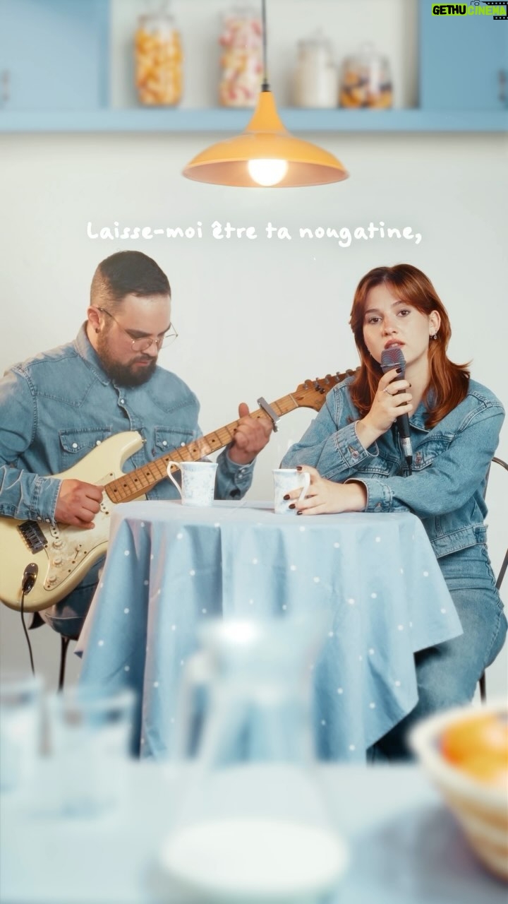 Paola Perrin - 2.2K Likes - Pour vos amours d’été 🍬
@jonathancagne 🎸
@chloecamille.studio ✨👑
@smasherproduction 🎥
@romainbotti 🙌🏼