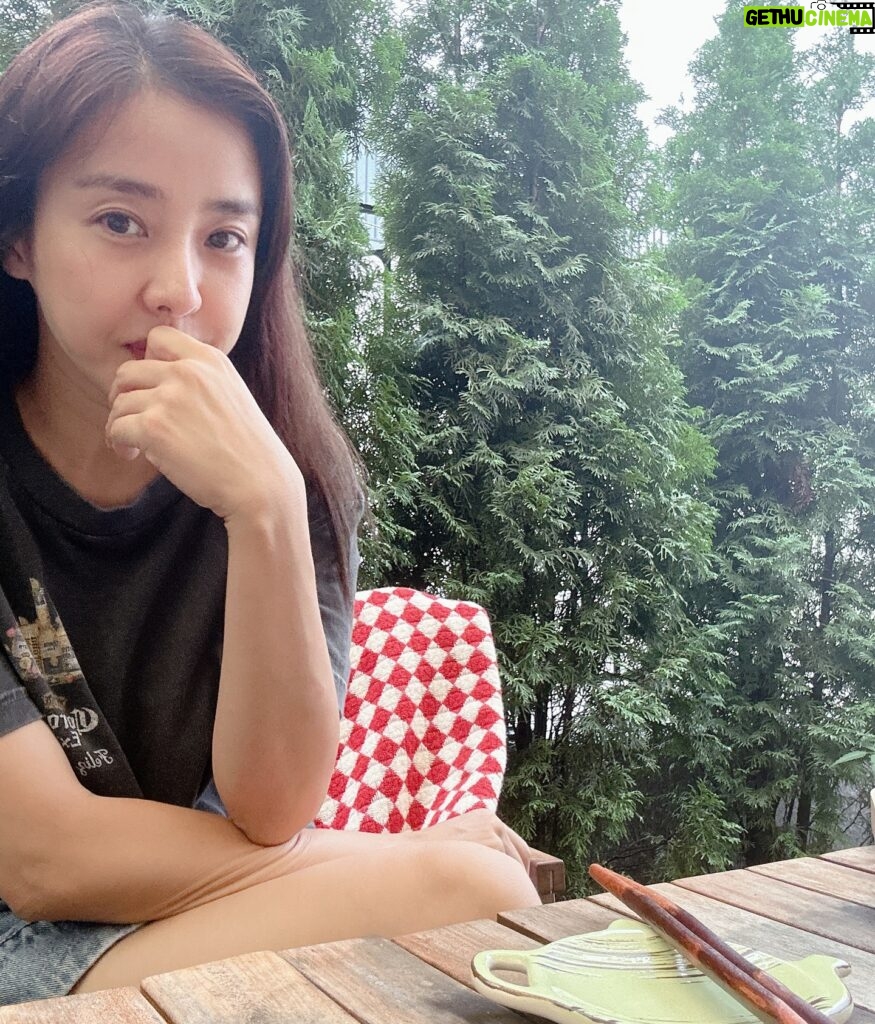 Actress Park Eun-hye HD Instagram Photos and Wallpapers September 2024