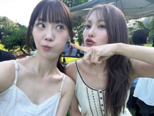 Park Gyu-ri Instagram - 숲속 요정들이 대기할때(？)노는 법 😗