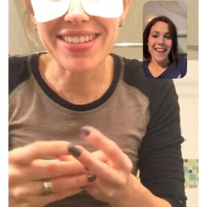 Actress Pascale Hutton HD Instagram Photos and Wallpapers September 2024