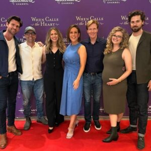 Pascale Hutton Instagram - I can’t think of a better group of humans to work alongside for the last 12 years! 🥰

@wcth_tv 
@heartieshfr