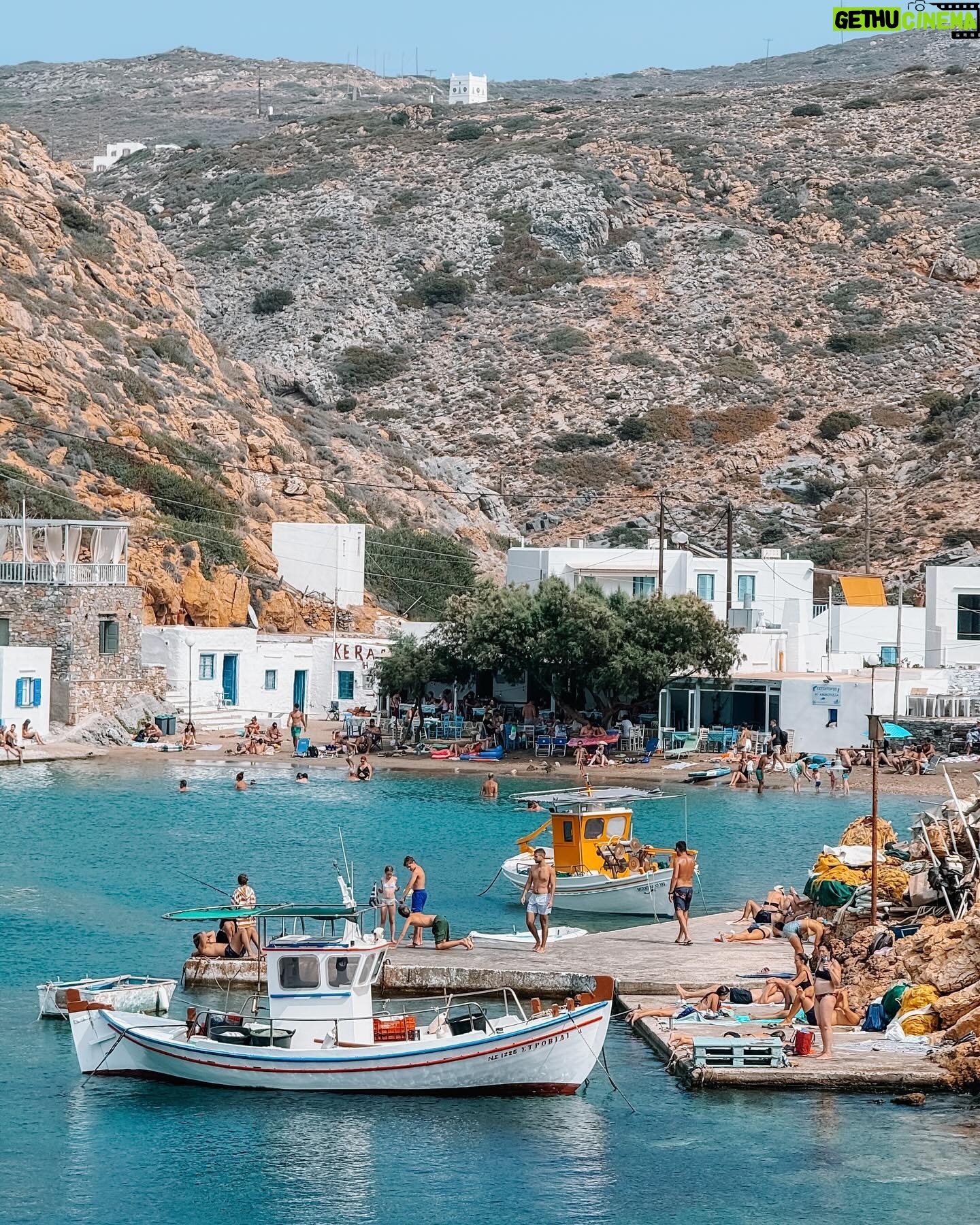 Pinelopi Plaka - 6.1K Likes - Στο Ρι μας 🤍 _____________________________________________________
#vacation #goodtimes #makingmemories #placetobe #island #islandlife #friends #togetherwecan #islanders #greece