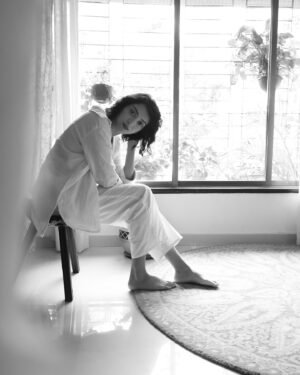 Plabita Borthakur Instagram - Decided to capture some casual moments at home, just me in my element, living my everyday life. Looking at these photos, it seems like all I do at home is sit. But honestly, I think it’s perfectly fine. To just sit, do nothing, and daydream. Daydreaming. My favorite thing to do, daydreaming! 
.
Photography : @mayank99683 
HMU : @halohues.by_parisadias @hmua_rakshapatel._ 
.
.
.
.
.
.
.
#plabitaborthakur #photoshoot #home #mood mellow #daydreamer #photoshootathome #thursday #love #bnw #white
