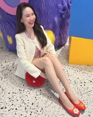 Po Wichada Atiwesangkun Instagram - วันนี้ที่สดใส๊🍒❤️ #oandb #oandbxwigglewiggle #oandbxwigglewiggle2024