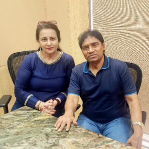 Poonam Dhillon Instagram - After Many days..JOHNNY bhai came to Cintaa office ..the man who has contributed  immensely not only to humour in films but also to CINTAA ( Cine and TV actors association) and CAWT (Cine artist welfare Trust).Veteran Actor & God's Man .. Thanks Johnny Bhai for looking after the artists in the industry in time of need and setting foundation of CAWT and making CINTAA Tower a reality  @iam_johnylever @cintaaofficial @padminikolhapure  @deepakkookie