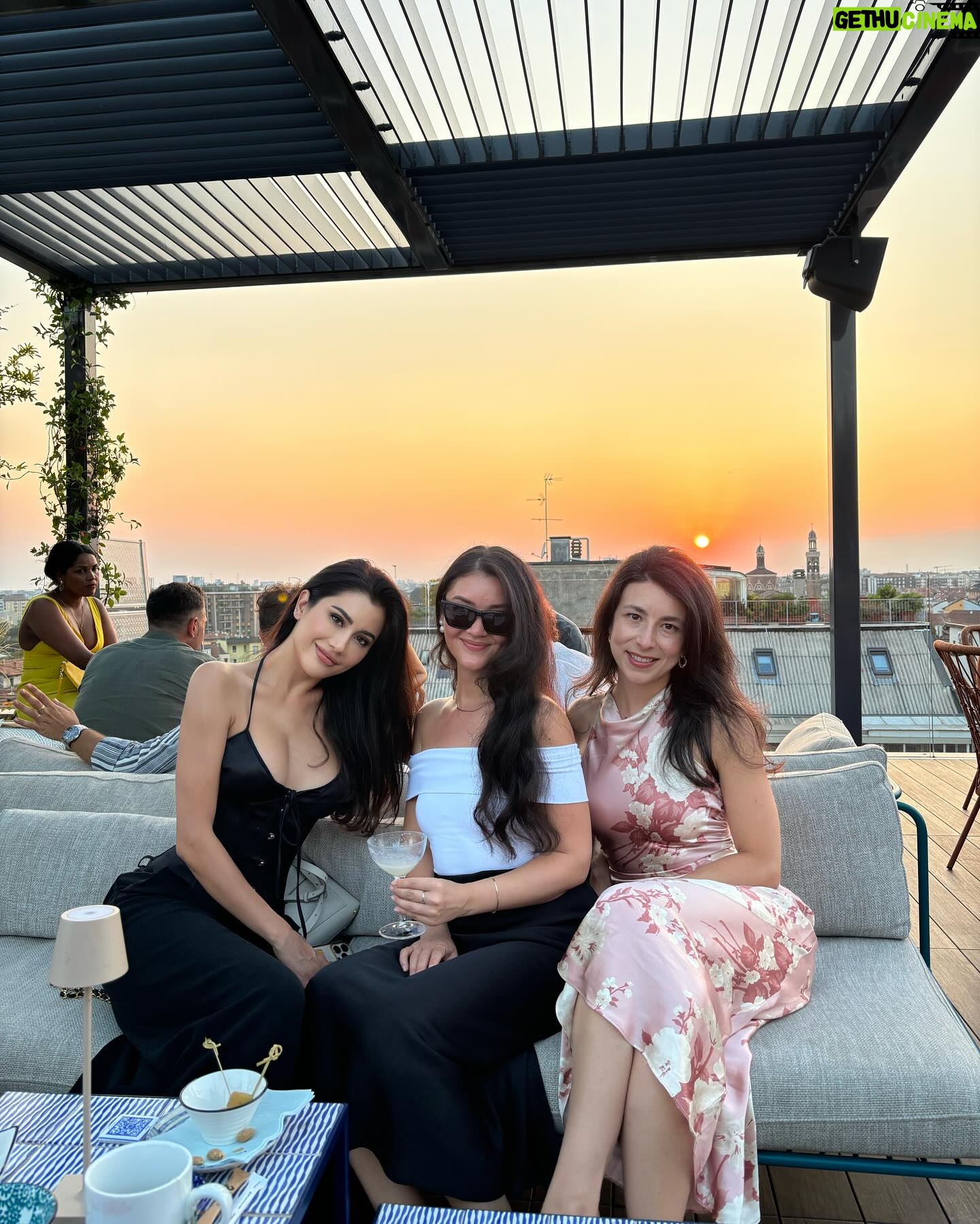 Praiya Suandokmai - 52K Likes - Summer camera roll πΎ ΰΈΰΈ₯ΰΉΰΈΰΈ iPhone ΰΉΰΈ£ΰΈ΄ΰΉΰΈπ§Έ