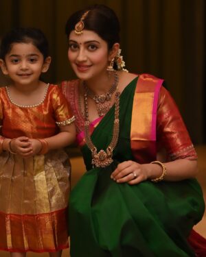 Pranitha Subhash Instagram - Namma mane putta gowri 🧿