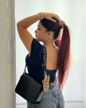 Pratyusha Paul Instagram - 𝘏𝘪𝘨𝘩𝘭𝘺 𝘤𝘰𝘯𝘴𝘪𝘥𝘦𝘳𝘪𝘯𝘨 𝘨𝘰𝘪𝘯𝘨 𝘵𝘰 𝘵𝘩𝘦 𝘤𝘳𝘢𝘧𝘵 𝘴𝘵𝘰𝘳𝘦 𝘢𝘯𝘥 𝘵𝘶𝘳𝘯𝘪𝘯𝘨 𝘵𝘩𝘦𝘴𝘦 𝘱𝘪𝘤𝘵𝘶𝘳𝘦𝘴 𝘪𝘯𝘵𝘰 𝘢 𝘴𝘤𝘳𝘢𝘱𝘣𝘰𝘰𝘬..📘🩵🎀☁️🥨🫐
