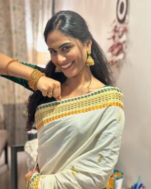 Preetha Instagram - Onam Ashamsakal everyone ♥️✨