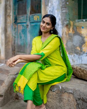 Preetha Instagram - 🍃✨

Captured @portraitsbylokesh 🔥