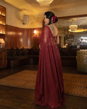 Priya Ahuja Instagram - Bold and beautiful – that’s how I define My look in this Lehenga ♥️

Outfit : @swtantraofficial 
Photographer: @photo_vinayak 
Makeup: @makeoverbydipika 
Jewellery: @rentjwellsbybhavna
Location: @lylabombay 

( outfit , lehnga , partywear , festive wear , bold and beautiful , festive look , cocktail party look , elegant, grace , elegance ) 

#bold #beautiful #black #elegant #elegance #jewelry #jewellery #makeup #lehnga #grwpri